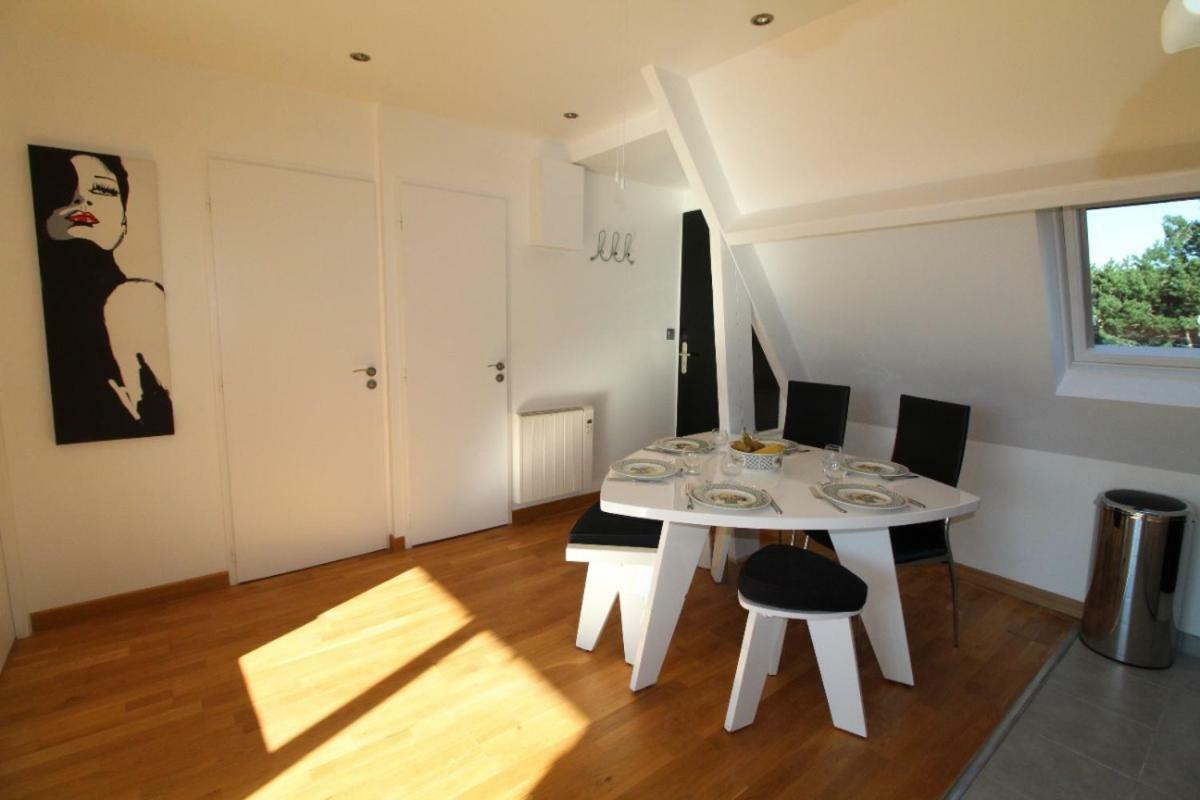 CADRE EXCEPTIONNEL: Duplex Classé 4**** Tennis, Piscine, Parking, Linge inclus, WIFI, Matériel BÉBÉ, proximité CENTRE Deauville Exterior foto